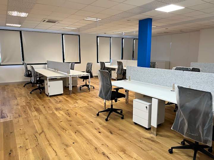 Livraison mobilier de bureau professionnel Saint-Priest