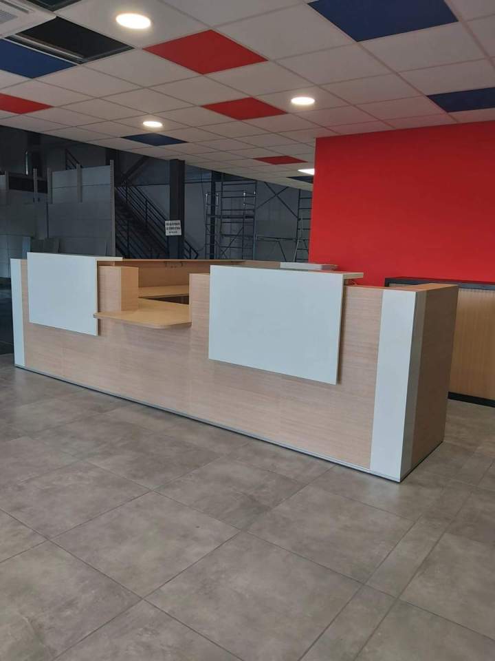 Livraison de mobilier de bureau moderne Saint Priest